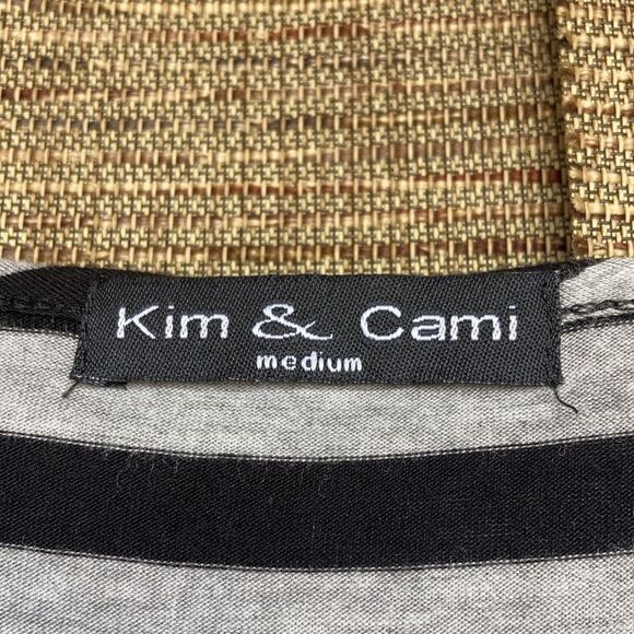 Kim & cami boxy tie front top - Picture 3 of 6